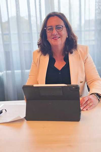 20251027 094700 Staand