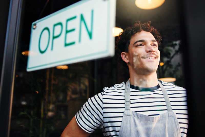 Winkel Open Shutterstock 2656447139