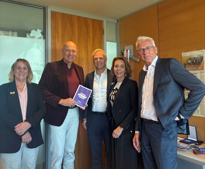 Bezoek Hoogland Assen Kuipers Bijgesneden