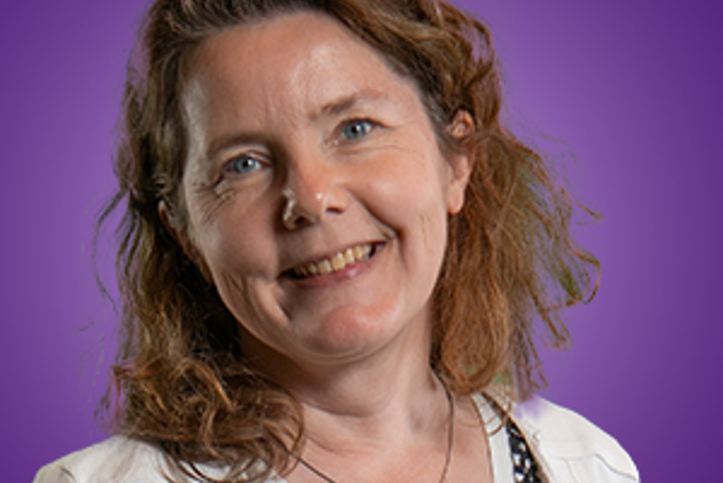 Vicky Van Egmond Website 300X320